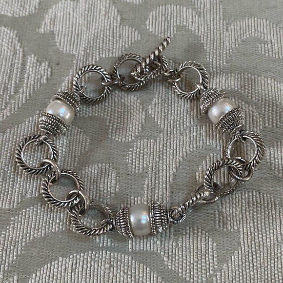 Pearl Bracelet - Picture 1 of 10